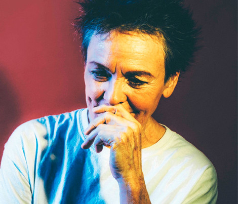 el-tornillo-de-klaus-Heart-of-a-Dog-Laurie-Anderson-2015--Archie-Jason-Berg-Heung-Heung-Chin-Lou-Reed-documental-Lolabelle-turn-time-around-portrait-retrato-small