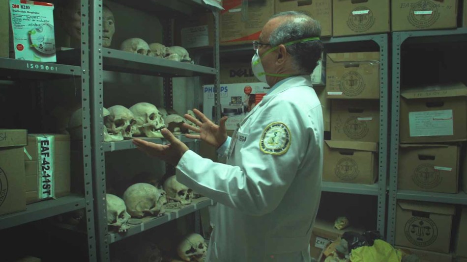 Documental , El Salvador, El cuarto de los huesos, Doctor Quijano,